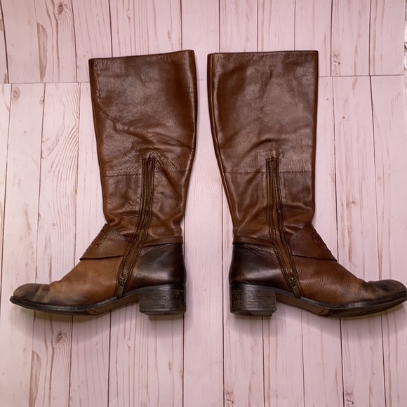 Vince Camuto Shaylee whiskey leather boots W/box - Picture 2 of 12